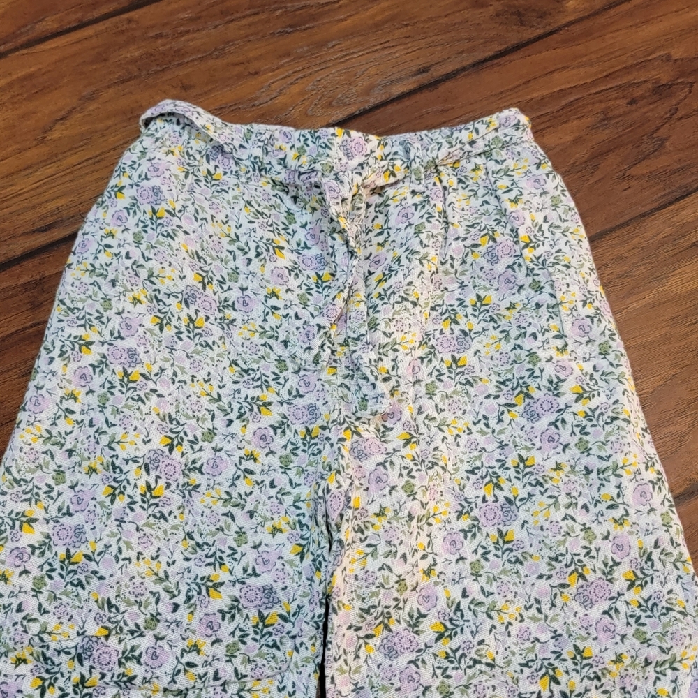 Jessica Simpson bottoms - Picture 8 of 9